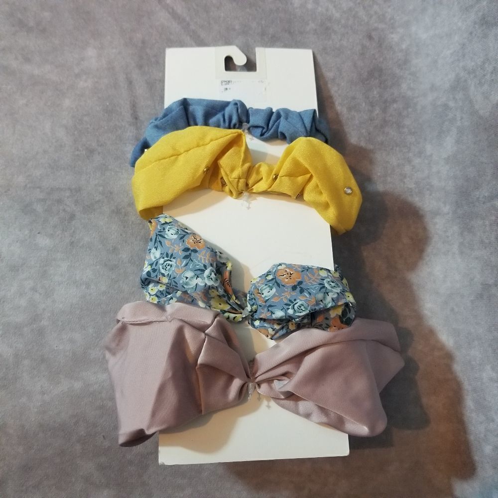 Set of 4 Hair Scrunchies Brand New